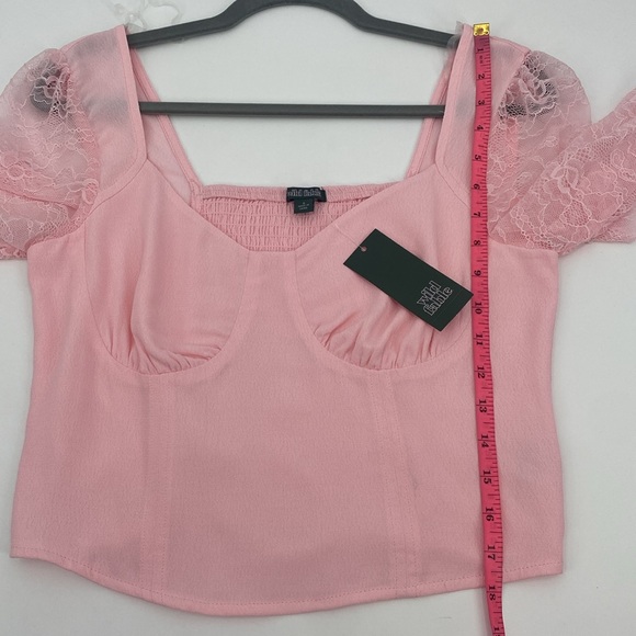 Wild Fable Pink Cropped Long Sleeve Lace Top Size Small - Picture 10 of 10